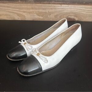 Salvatore Ferragamo Pumps Shoes Logo Monotone Women's 6.5 2A Black White Vtg